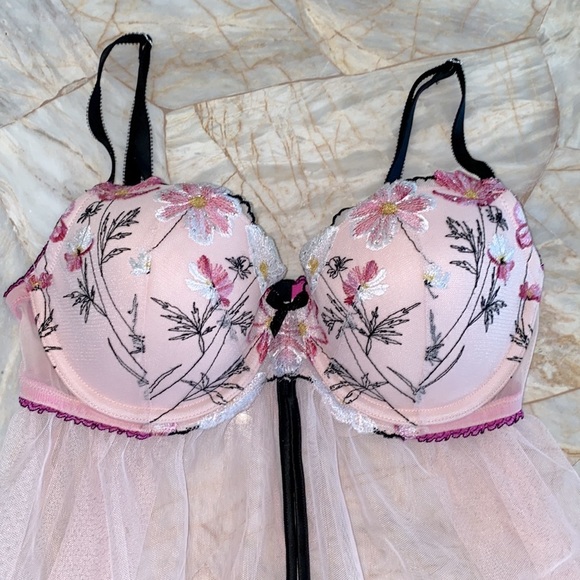 34C Victoria’s Secret Babydoll Slip Beautiful Flowers - Picture 4 of 8
